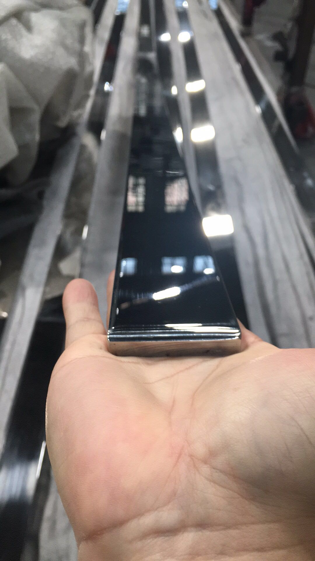 jy网页镜面扁钢 1 .jpg