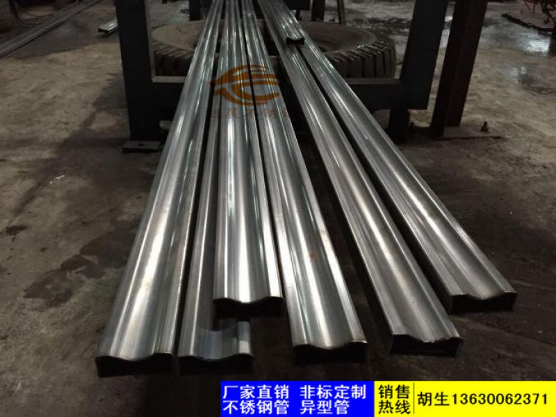 jy网页凹槽管会轻易开裂吗？