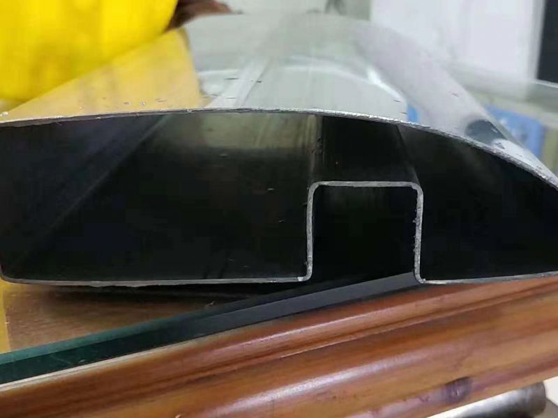 焊接jy网页凹槽时出现表面气孔和焊缝未填满情况该如何处理？