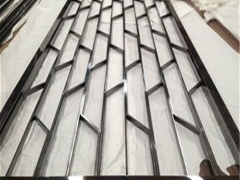 每个jy网页屏风的制作工艺是大同小异的