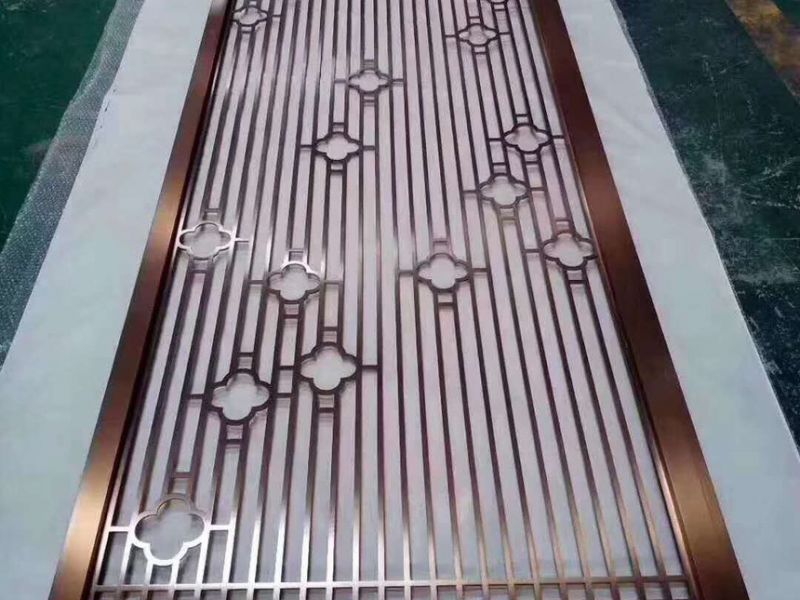 酒店工程安装jy网页屏风后，装饰装潢都提高好几个档次